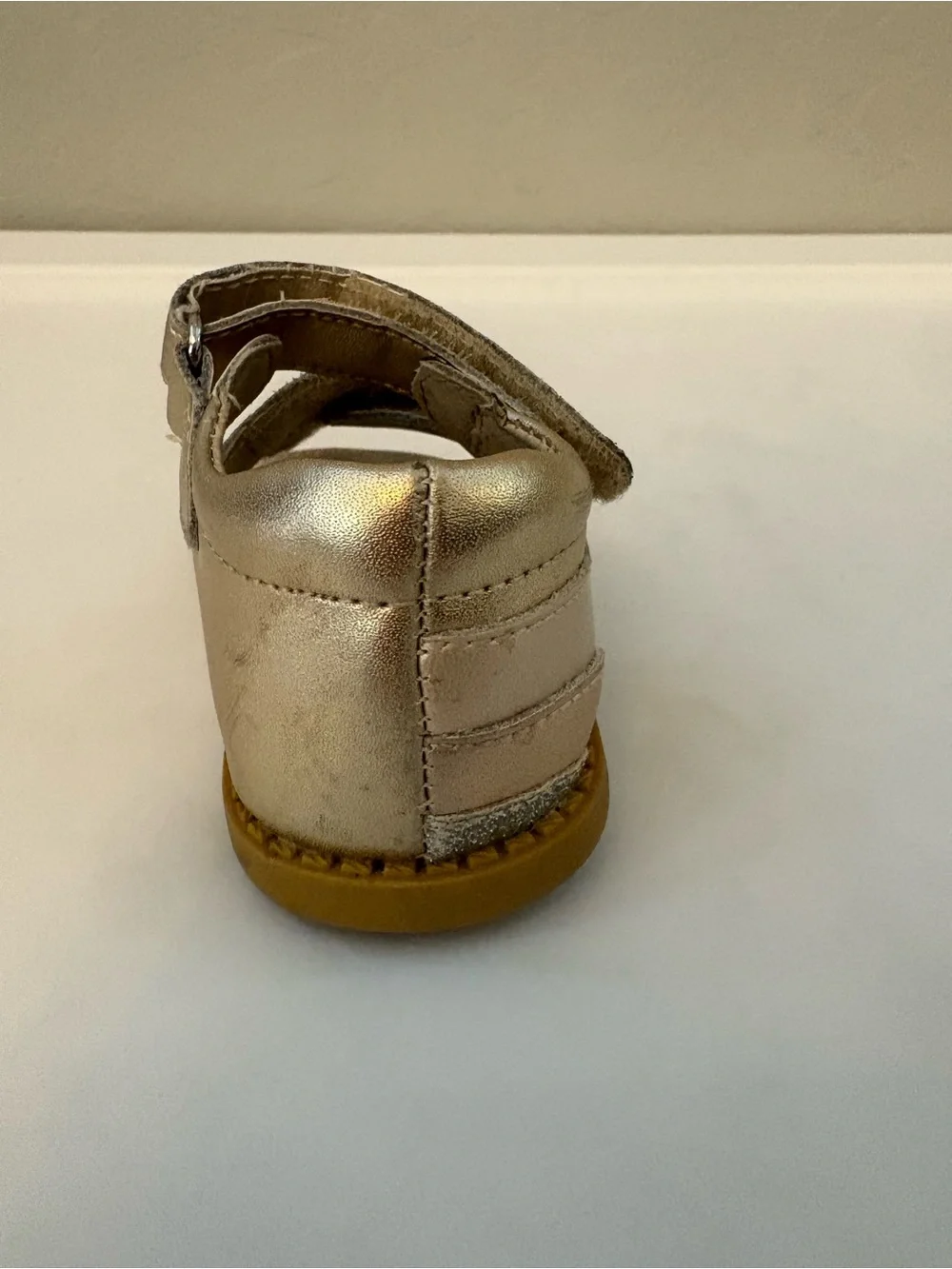 Livie & Luca metallic gold silver unicorn sandals PLAY size 4